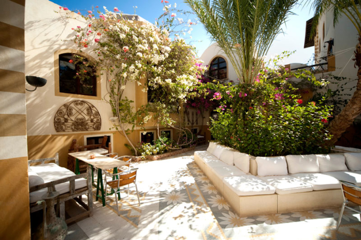 Dawar Courtyard