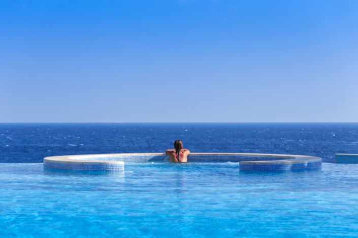 Oberoi Sahl Hasheesh Pool with model