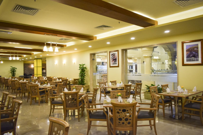 SUNRISE Port Ghalib Marina Resort 5. MPG Heliodoro International Restaurant